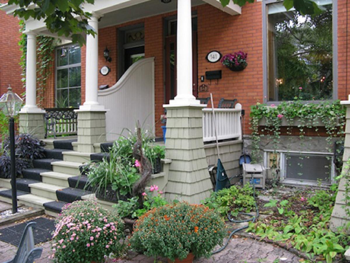 Avalon Bed And Breakfast Оттава Экстерьер фото